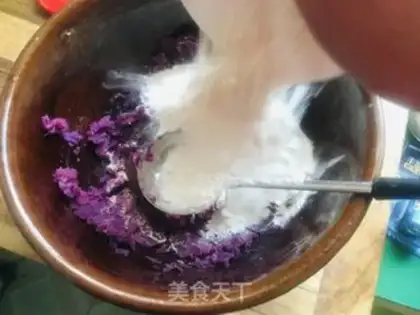 Make Milky potato buns step 4