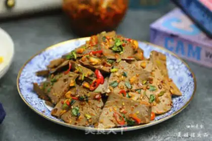 Make Coldly mixed with pig liver step 23