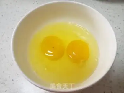 Make Fried eggs step 4