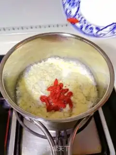 Make Eggflower beverage step 3