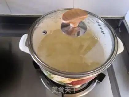 Make The papaya silver ear soup step 5