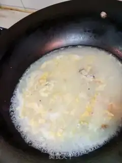 Make Onion egg noodles step 2