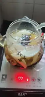Make Cinnamon Pear Pill tea step 3