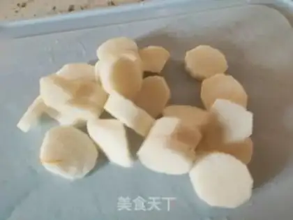 Make Pumpkin from the Mandarin step 1