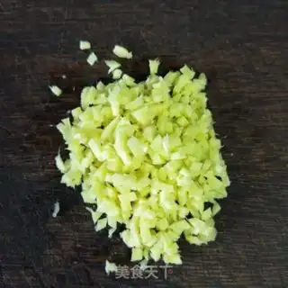 Make Boiled eggs with wine step 1
