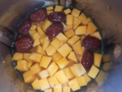 Make Pumpkin from the Mandarin step 3
