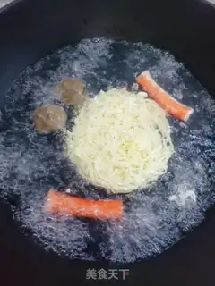 Make Hot noodles step 1