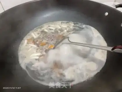 Make Duck fungus mushroom soup step 3