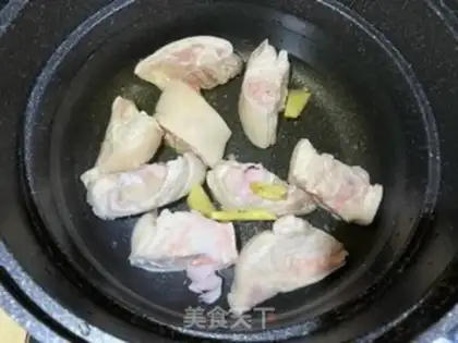 Make Pig hoof stew step 1
