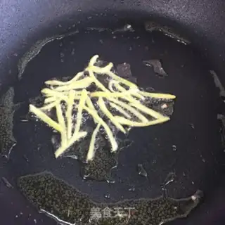 Make Shrimp eggs fried step 4