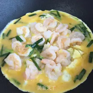 Make Shrimp eggs fried step 7