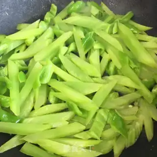 Make Shrimp eggs fried step 10