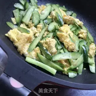 Make Scrambled eggs step 6