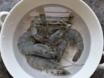 Make Black pepper sauce, shrimp step 0