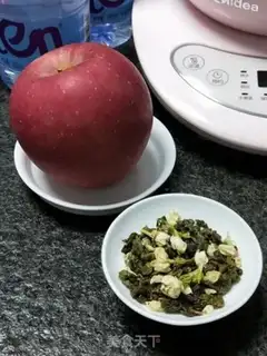 Make Apple jasmine tea step 0
