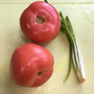 Make Tomato fried eggs step 0