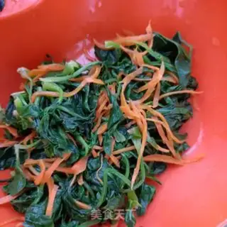 Make Spinach with garlic sausage step 6