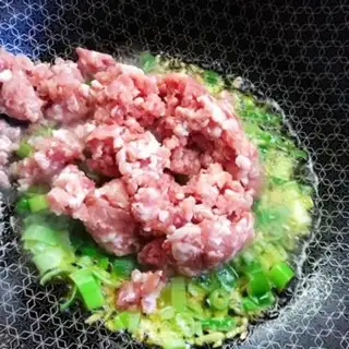 Make Pot sauce noodles step 3