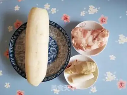 Make Five flowers and radish step 0