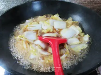Make Soup chickens are cooking cabbage step 9