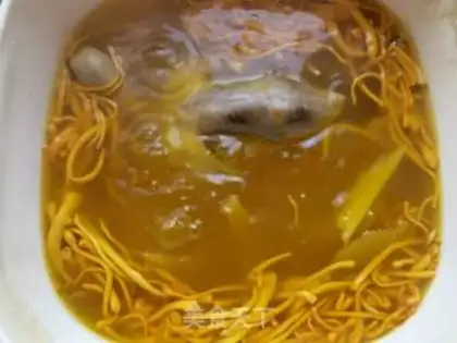 Make Worm grass and pigeon soup step 10