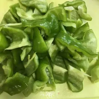 Make ♪ Sweet green pepper fish ♪ step 1