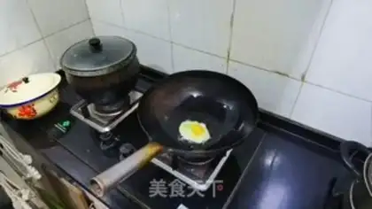 Make Sour soup hangs step 1