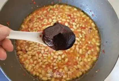 Make Garlic chili sauce step 18