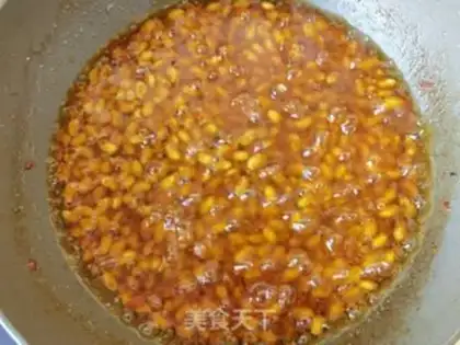 Make Garlic chili sauce step 20