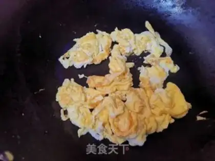 Make Peas and eggs step 1