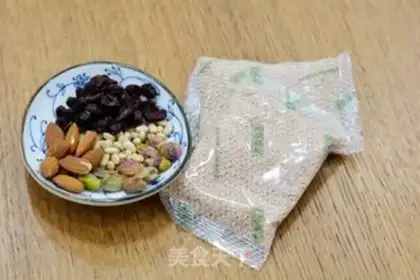 Make Nut powder step 0