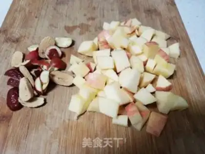 Make Apple-tree porridge step 1