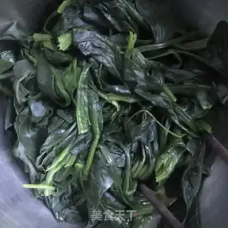 Make Spinach rolls and potatoes step 0