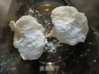Make A green mushroom pie step 5