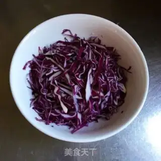 Make Pyramid and peanut rice step 2