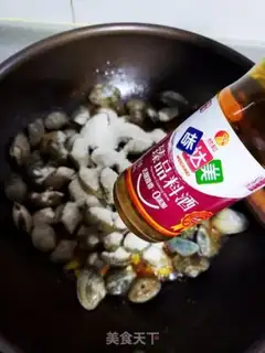 Make Scrambled clams step 8