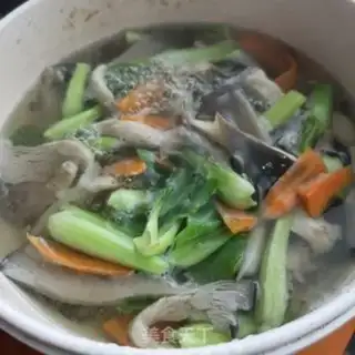 Make Sacked gravy with mushrooms step 12