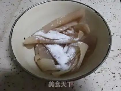Make Fried pig skin step 3