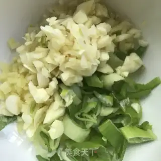 Make The ham and the hand tore up the vegetables step 3