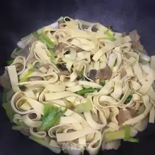 Make Garlic and bean skin step 6