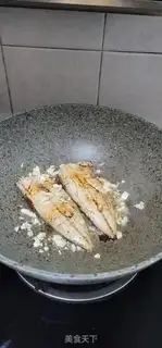 Make Garlic mackerel step 7