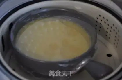 Make Cracking eggs step 6