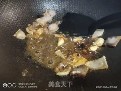 Make Creamed cabbage step 1