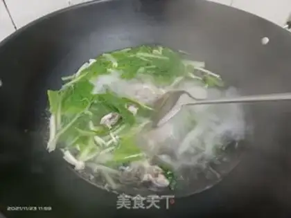 Make Skinny cabbage soup step 2