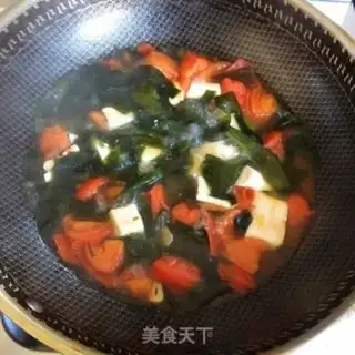 Make Tomato dress and tofu soup step 3