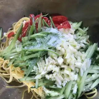 Make Frozen corn noodles step 4