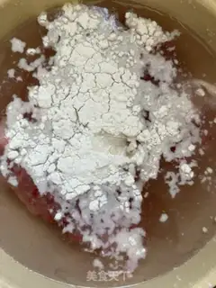 Make The radish corn chop soup step 1