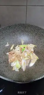 Make Onion fried meat step 5