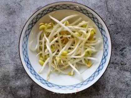 Make Soup noodles step 1