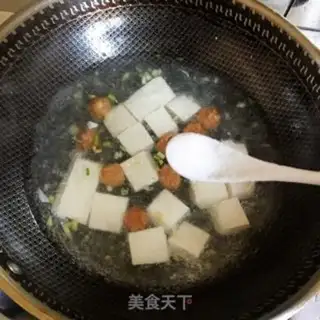 Make Spinachball tofu soup step 5